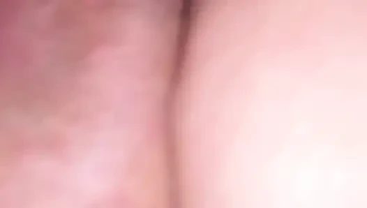 Dildoyla amcığını büyük göt yarağıma açıyorum ne kadar lezzetli bir amcığı var ve fışkırtıyor