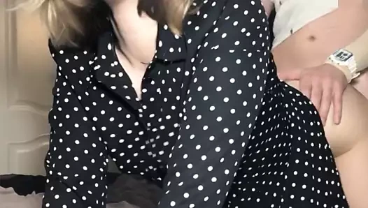 Disney prenses şişman bir horoz sürmek