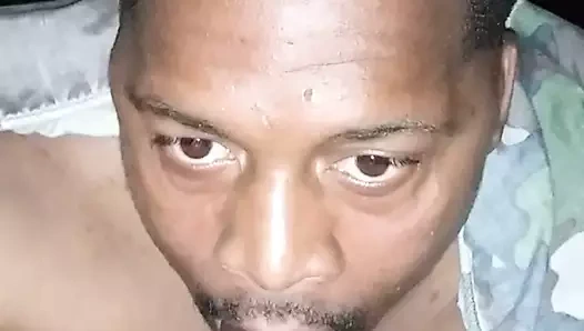 Gary boşalmak yiyen keith