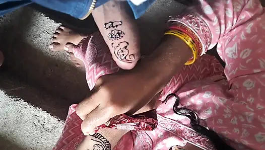 Hintli desi güzel kız anal seks videosu