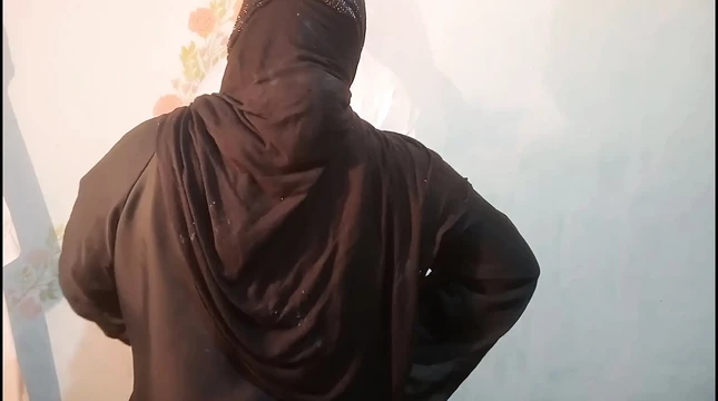 Hintli Müslüman desi yengenin Arap dansı ve seks rolü