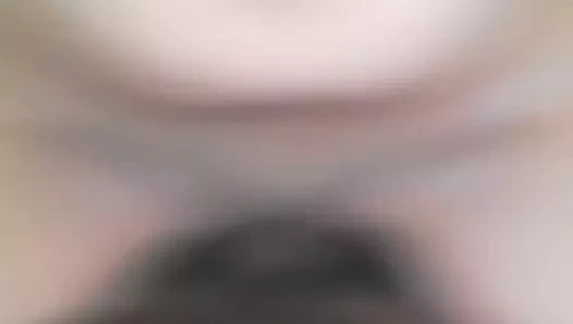 Elodiet arkadaşının horoz almak