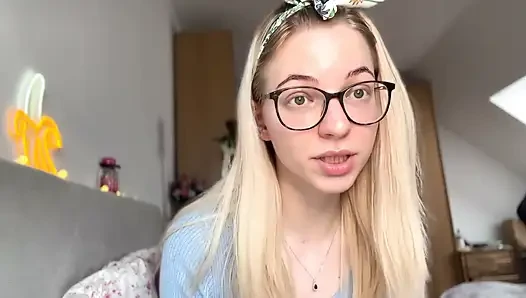 Onu 5329 dolardan ve yeni bir ysl çantasından boşalttim! (findom hikayesi)