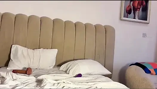 Üvey annemin erkek arkadaşını siktim o amımı çok iyi yaladı