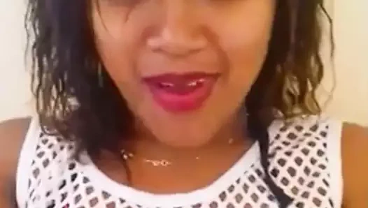 Seksi kız selfie yapıyor 17.mp40