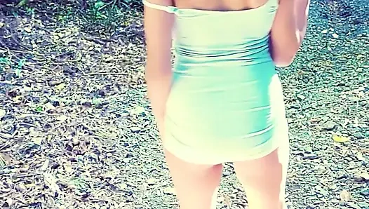 Ateşli wyld yasmin muhteşem teşhirci herkesin içinde her zaman amını ve götünü teşhir etmeyi seviyor