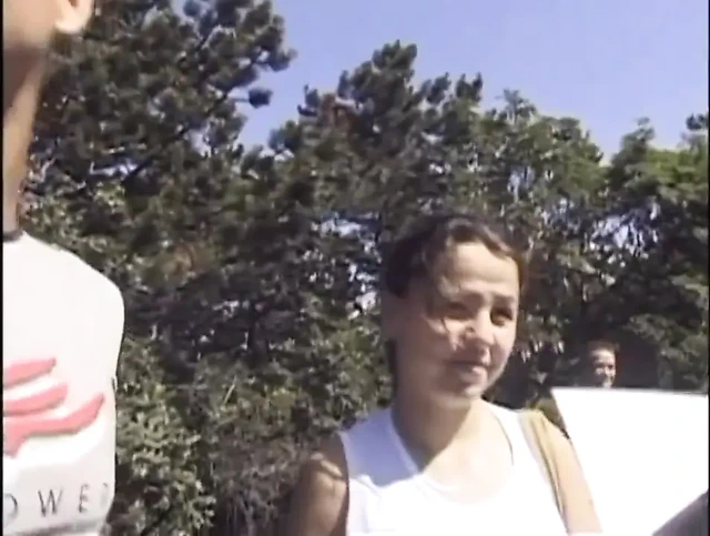 Biseksüel anal sikişiyor büyük yarak emiyor