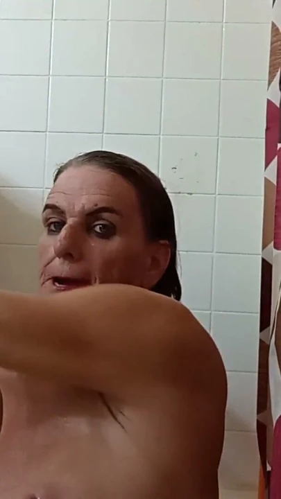 Lizzyyum VR Aralık 2024 Fantazi Banyo Klitoris Göğüs Am Genişletme Sadece Kadın Kenar Alma #12 | Bölüm 2