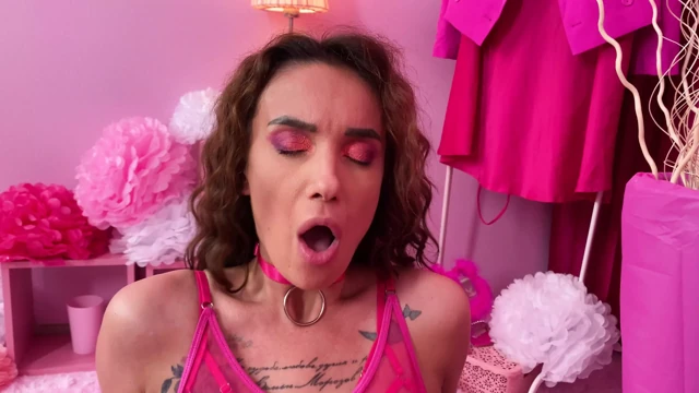 Roxy lips ile amcık yeme, makaslama, dildo oyunu