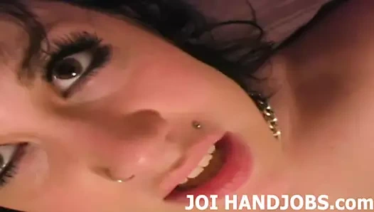 Zıplayan göğüslerimin her yerine sıcak bir yük at – joi