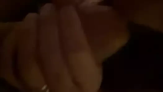 Karım kocamın horozunu emiyor