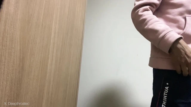 Tüm sütünü ağzımda bırakıyor