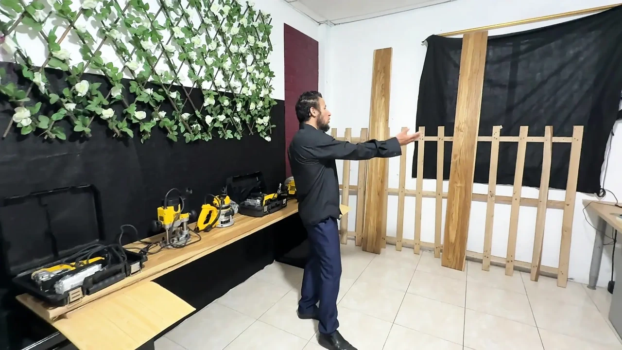 HD Tools For Pleasure Hot Latina Negotiates A Free Hardware Haul With A Horny Salesman (Full Video) - USA Special