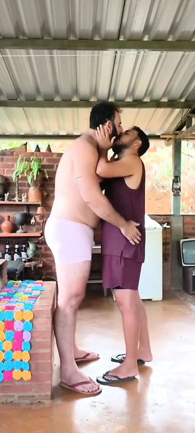 Çifte siktir et, genç adamın poposunda bir araya geldik.