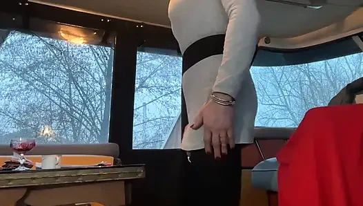 Cinsi Kıyafet ve Elbise