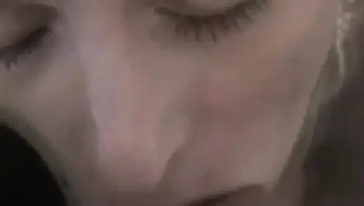 Melanie'nin ateşli azdırma seansı