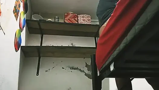 Büyük götlü tombul sanat öğretmeni paketleniyor