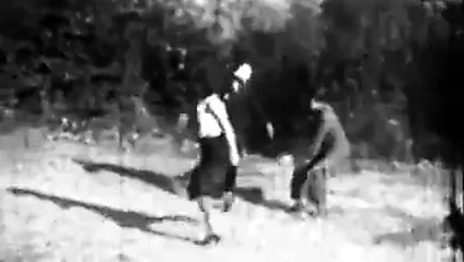 Kazanan kıçındaki kızı sikikleri (1920'ler vintage)