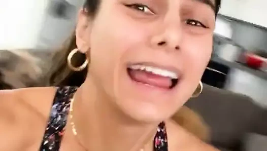 Us trend mia khalifa sexy video