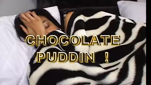 Abanoz fahişe alır iki beyaz yarak