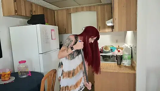 Üvey anne: erkek delisi unleashed