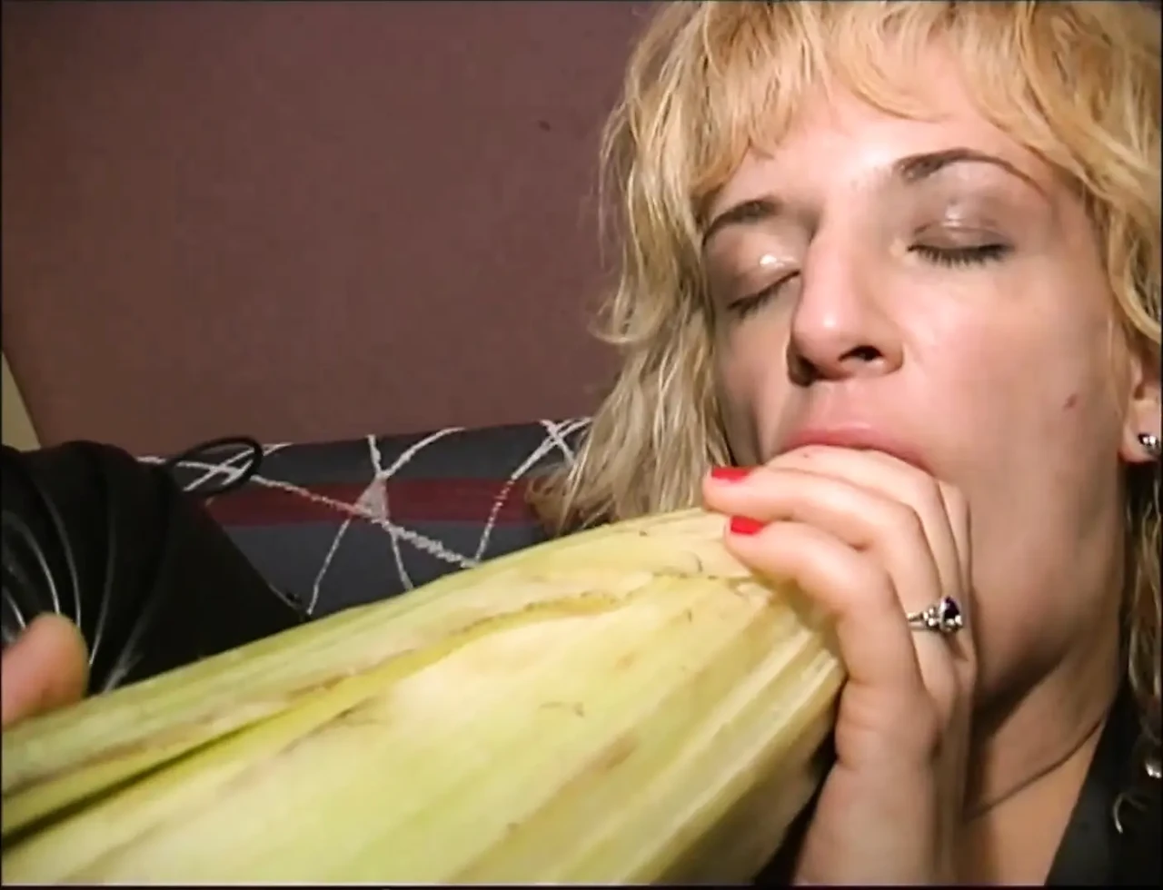 A Very Horny Pussy Wants Only Big Fuck
