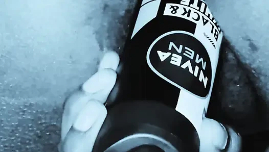 Erkek delisi çeşme mastürbasyon yapıyor