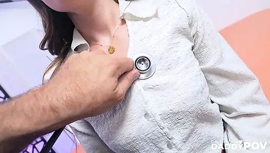 Azgın nicole raes tedavisi fışkırtarak bitiyor