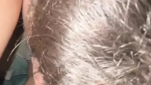 Tüm stresi dışarı çıkarıyorum ve bu beni patlatıyor