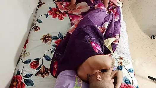 Üvey oğul için sabah sakso ve kayınvalidesiyle seksle başladı