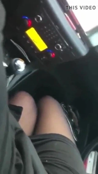 Esclave bukkake amatör en iyi soumise bull çete patlama boşalmak memeler