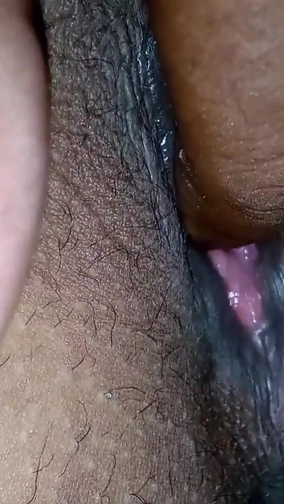 Bhabhi ko chudai me bahut maza aaya tha uska bur chatne me maza aaya raat ko | Clip 1