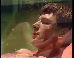 Esmer 2 adam tarafından çarptım + çift handjob ile