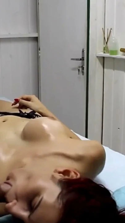 Kız arkadaşım çok sikilmekten hoşlanıyor | Bölüm 2