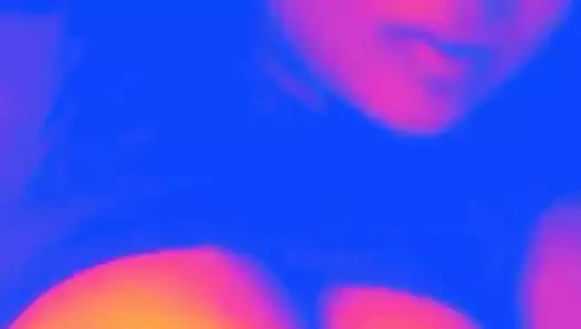 Büyük göğüsleri yalayan arkadaş şimdi bize 200 dolar paypal