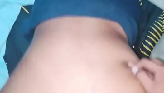 Beni o kadar iyi sikiyor ki yarağına geldim