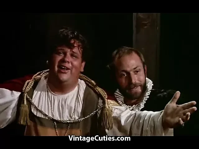 Masum kızıl saçlı bir zindanda aşağılanmış (1960'larda vintage)