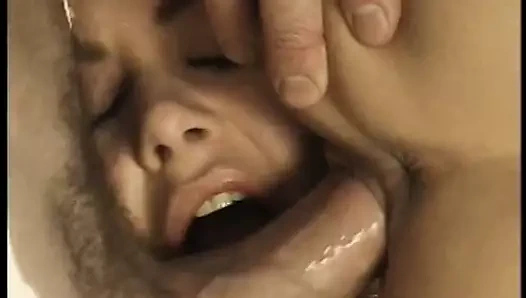 iki aç civciv anal pompalama için yalnız adam yakalamak