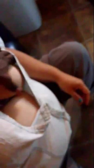 Büyük chippewa boob sarkıntılık