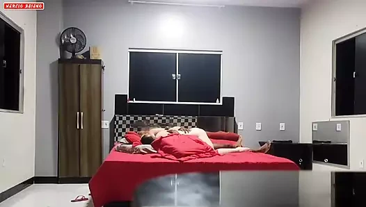 Dünyada hiçbir şey için götünü yalamak için kadehi kaybetmem