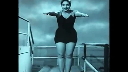 En seksi bikini modelleri göğüs fotoğraf çekimi