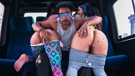 Monstercock anal minibüs partisi