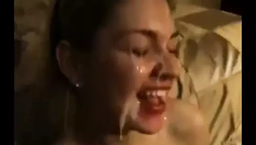 Büyük yüze boşalma