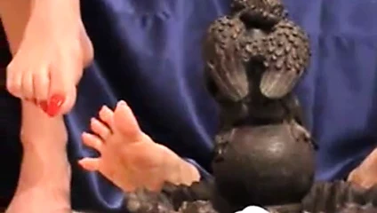 Se Asya uzun ayak tırnaklarını kızdırmak ve cumshot