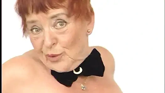 Kızıl saçlı nine oyuncu seçmelerinde