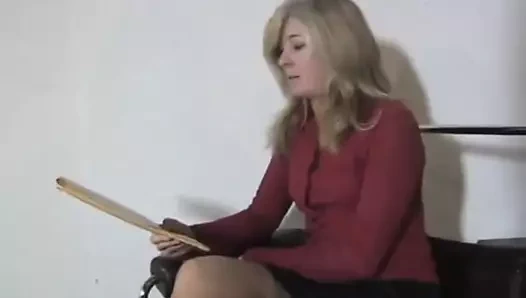 Üvey anne esaret altında