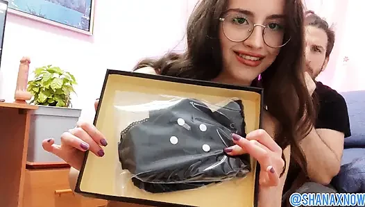 Kadın kılıklı Jason için yeni bir takma