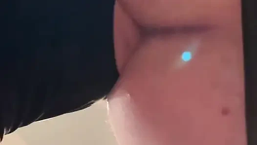 Çılgın evli kadının en sert gırtlağına kadar sikişi