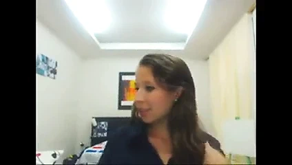 amigas jugando frente a la cam