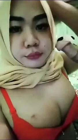 Hijab Big Boobs Blowjob